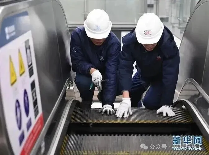 Elevator Maintenance Technician: Less Complaining